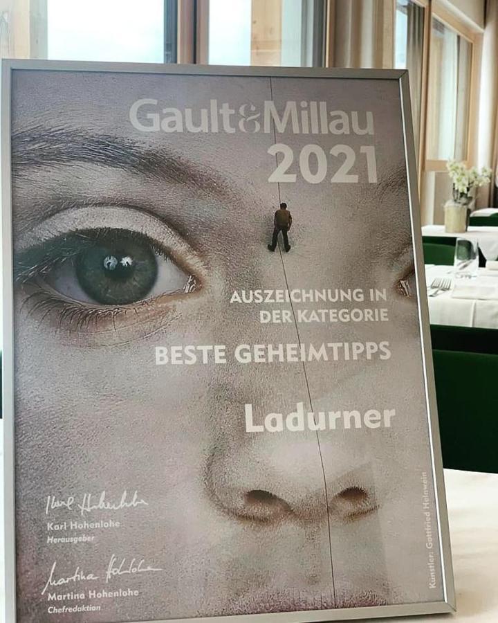 Ladurner Hotel Lagundo Bagian luar foto
