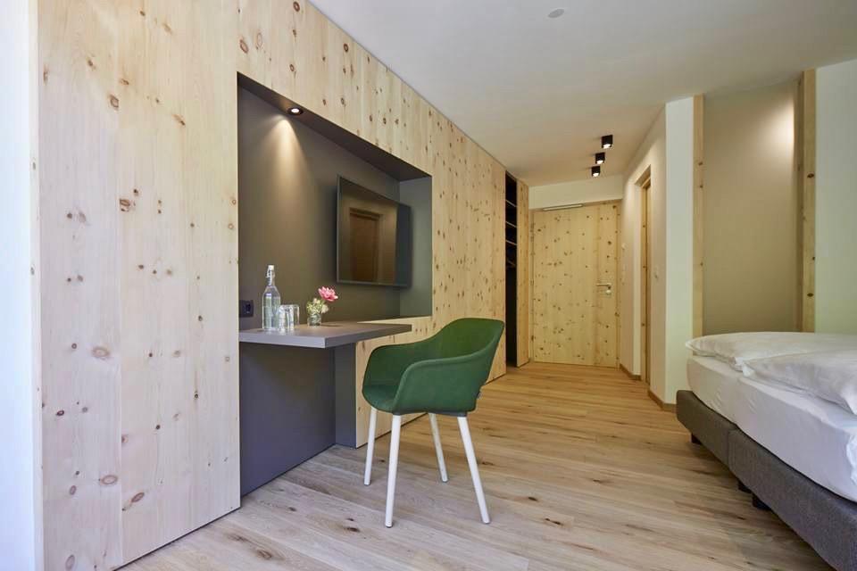 Ladurner Hotel Lagundo Bagian luar foto